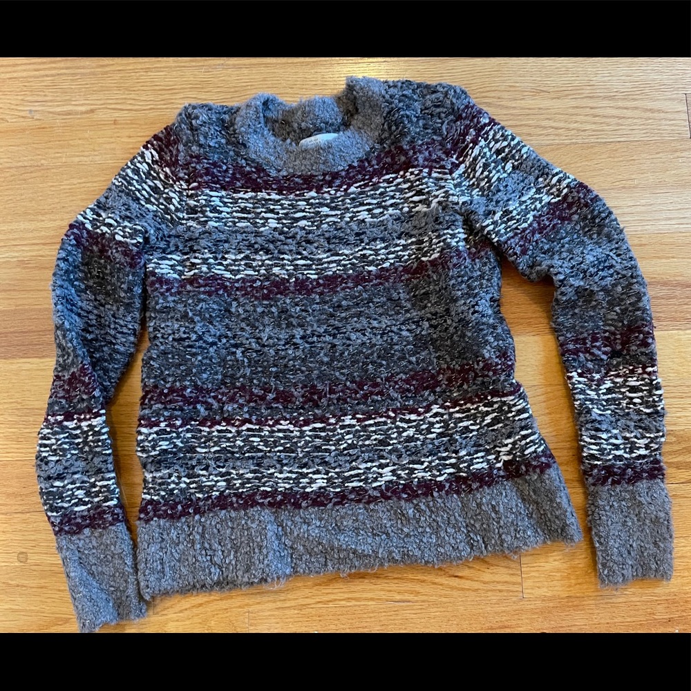 Abercrombie & Fitch Gray Maroon Striped Sweater